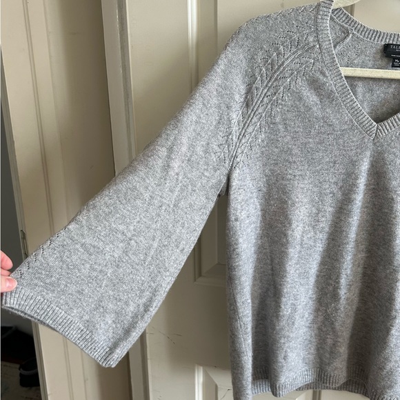 TALBOTS | Pure Cashmere V-neck Sweater Petite - Picture 3 of 6